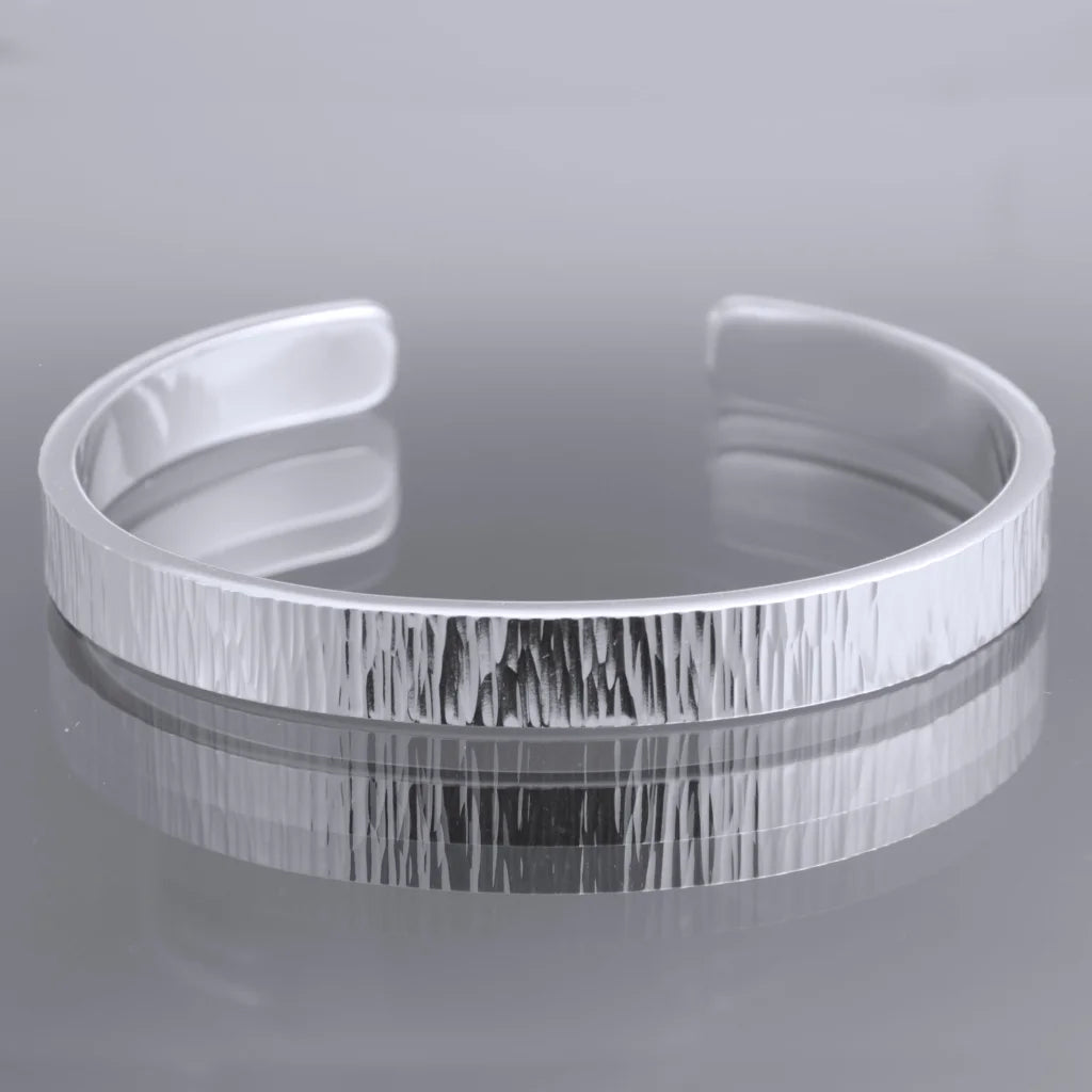 Krusning Armband 2 i handgjort Sterling silver med hamrad yta