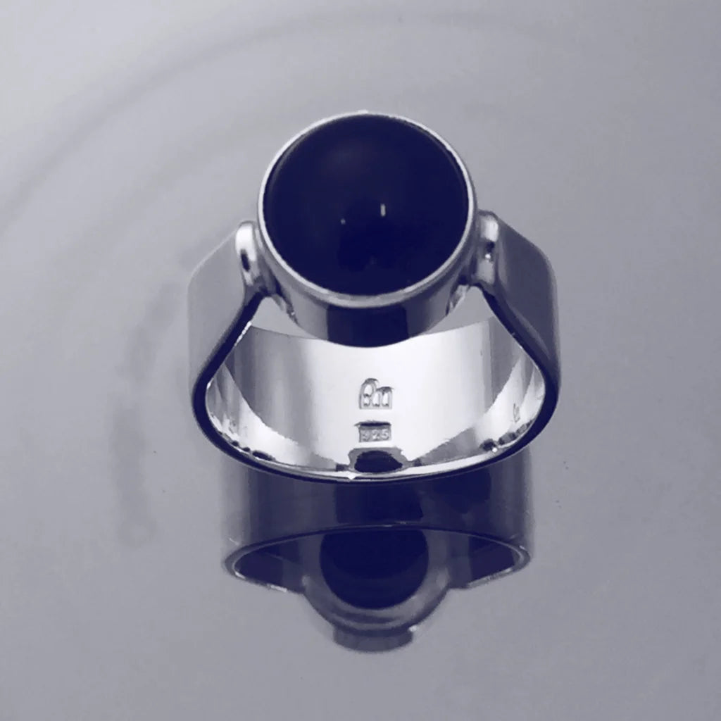 Dot Ring Onyx - Handgjord - Sweden - Sterling Silver 925