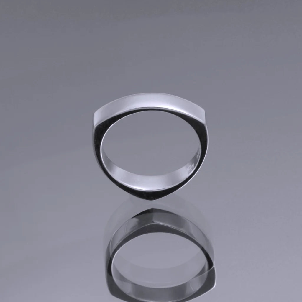SuperNova Ring 3 Vit guld - Handgjord - Sweden - Guld 18K