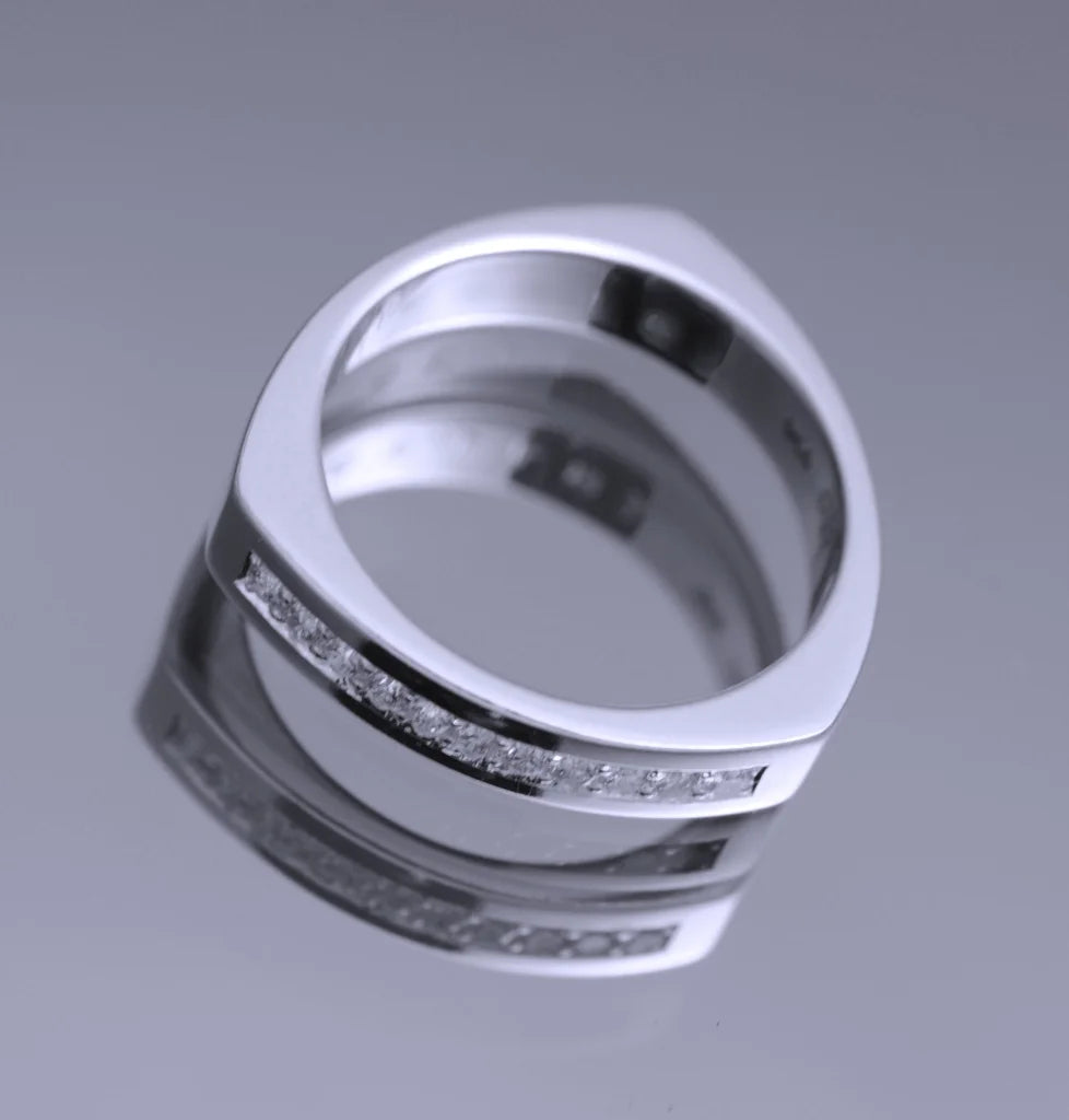 SuperNova Ring 3 Swish Vit guld - Handgjord - Sweden - Guld